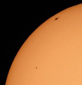 2006 Mercury transit with sunspot