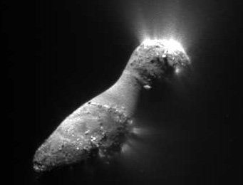 Comet Hartley 2's nucleus