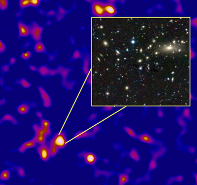 Dark matter map with galaxy cluster