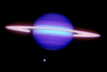 Infrared view of Saturn and Titan