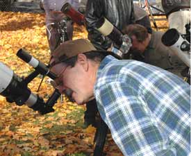 Roger Sinnott observing